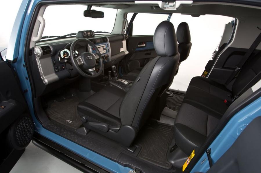  Toyota FJ Cruiser Trail Teams Ultimate Edition 2014 года  (фото 14 из 25)